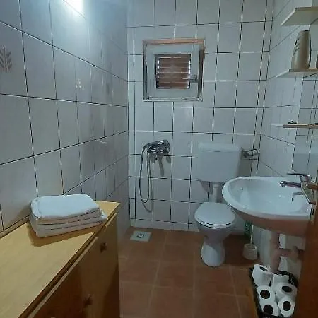 Holiday home Robinzonski Turizam 