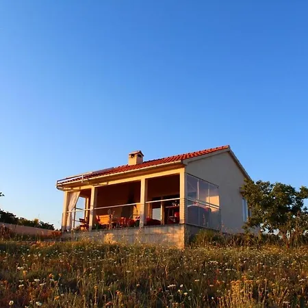Holiday home Robinzonski Turizam 