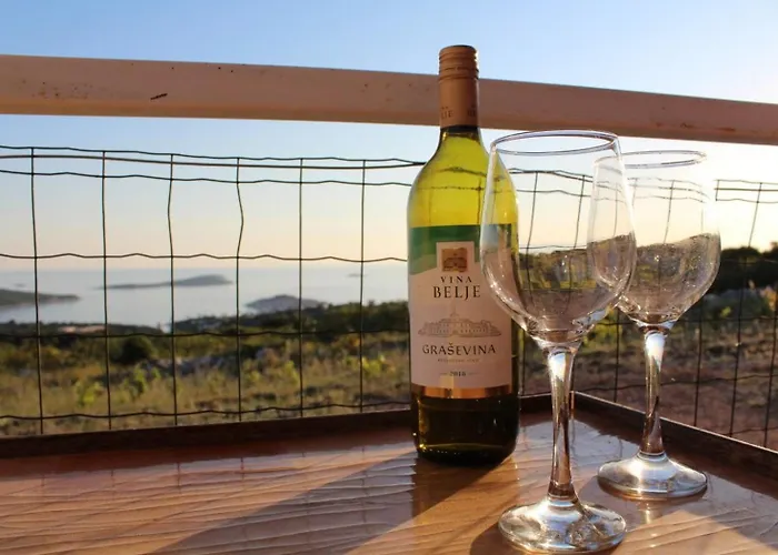 Vakantiehuis Robinzonski Turizam 