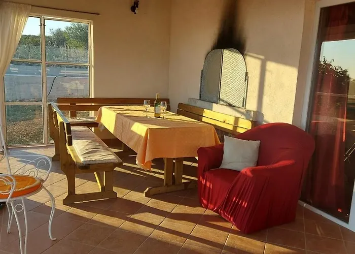 Vakantiehuis Robinzonski Turizam 