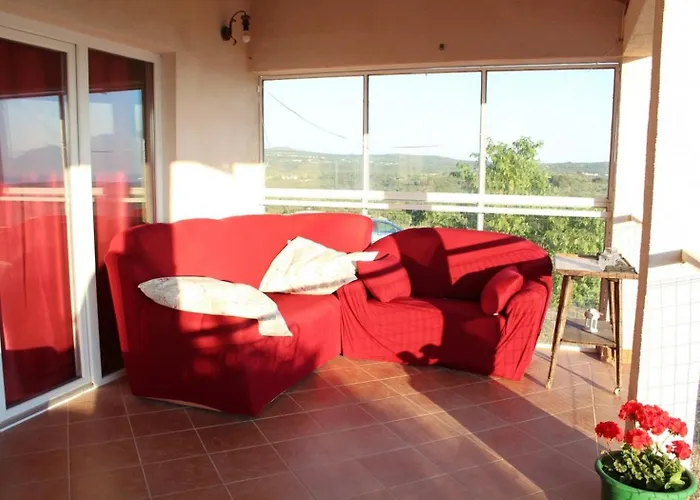 Vakantiehuis Robinzonski Turizam 